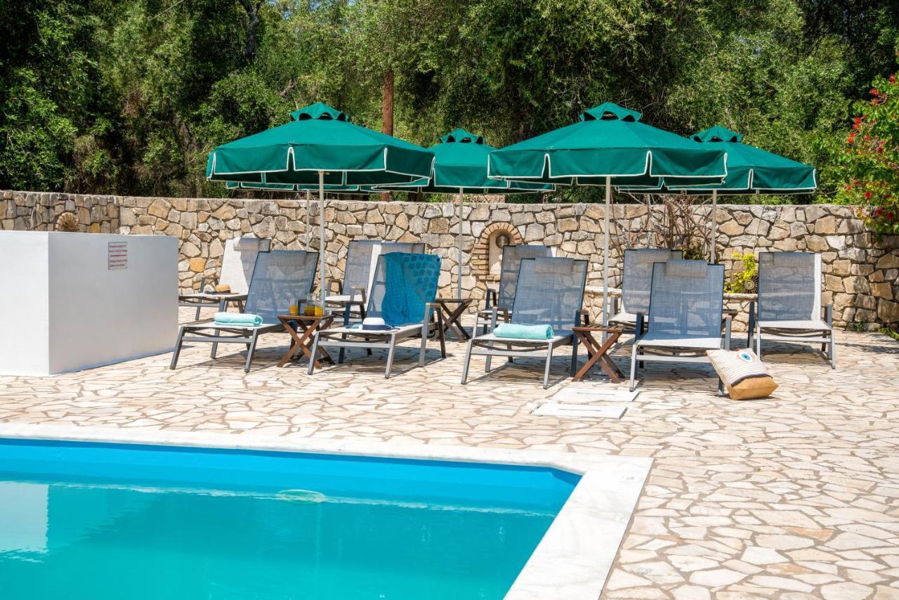 Livadi Studios With Pool Lákka Eksteriør bilde
